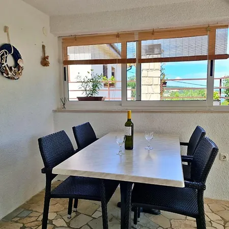 Beakovic By Interhome Silo (Krk)