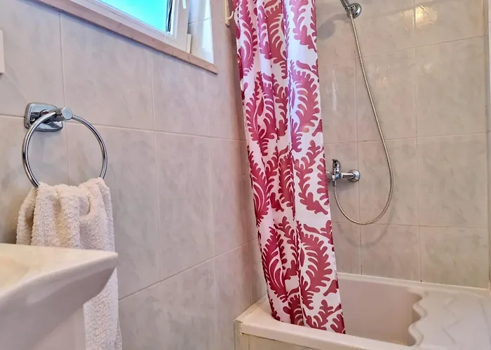 Beakovic By Interhome Appartement Šilo