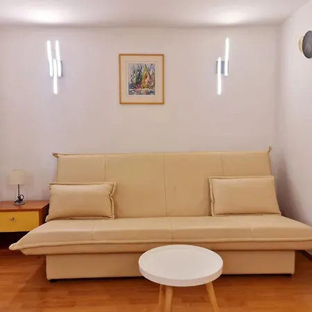 Appartement Beakovic By Interhome Šilo