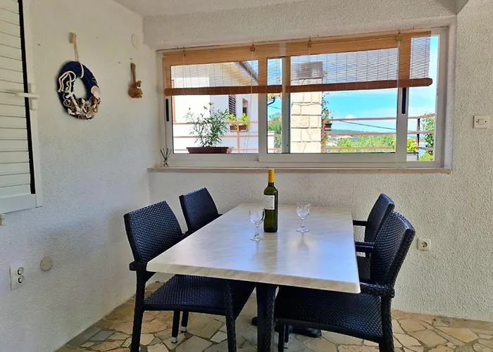 Beakovic By Interhome Silo (Krk)