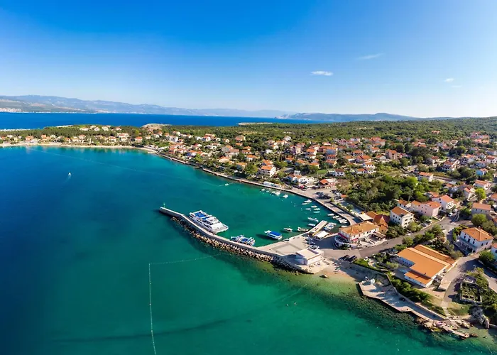 Beakovic By Interhome